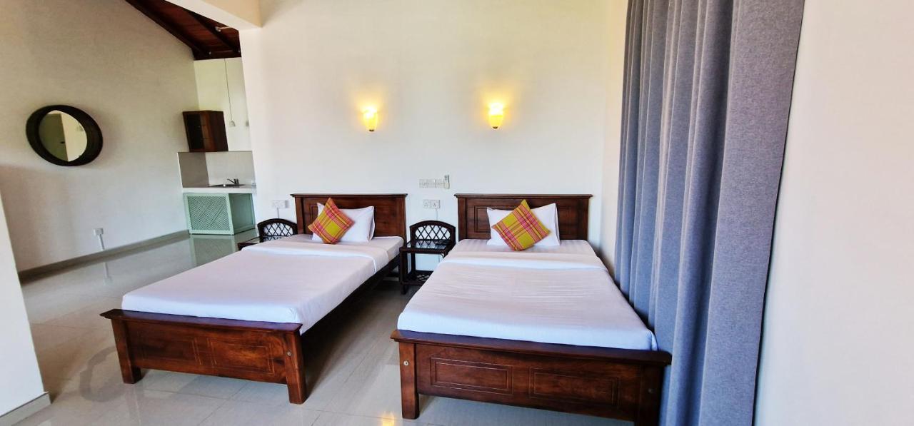 Chill Hill Hikkaduwa Exterior foto